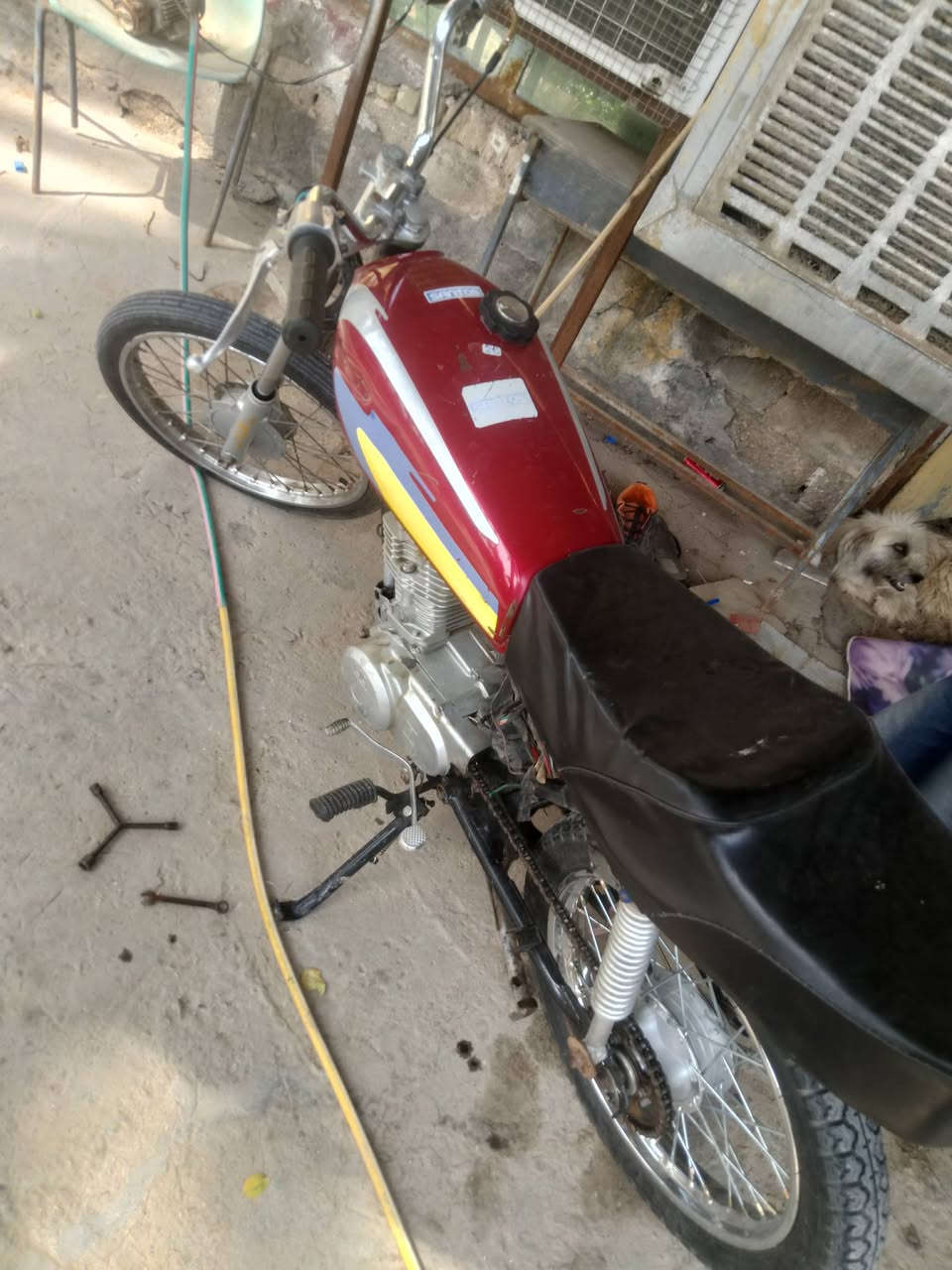 سلام عليكم دراجه نامه للبيع لاتنقيص ولاتبخير محرك يخبل كله جديد دراجه حلوه السعر 200 وبيها مجال المكان الحمزه الغربي الستفسار ‏‪***********‬‏
