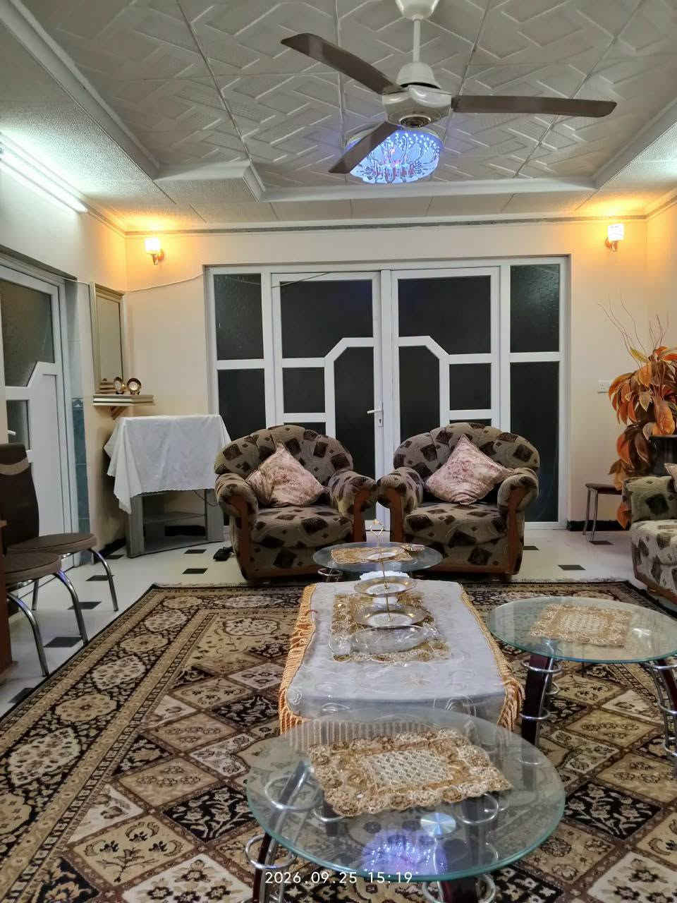 عروض مكتب اساور للعقارات 
دار للبيع في حي الكندي الاولى
288 متر واجهه 12
موقع مميز جدا قريب من سايدين
سند طابو الزهور
شرط التحويل
طابقين
البيت نظيف جدا صالح للسكن
شارع تبليط
لمعرفه السعر اكتب تم ليصلك على الخاص
للاستفسار زياره المكتب سايدين البحرين مقابل مطعم احمد الحاج صلاح
***********
***********

نص مكتوب في الصور:
- 2026.09.11 06:02
- 2026.09.25 15:18
- 2026.09.25 15:19
- 2026.09.25 15:14