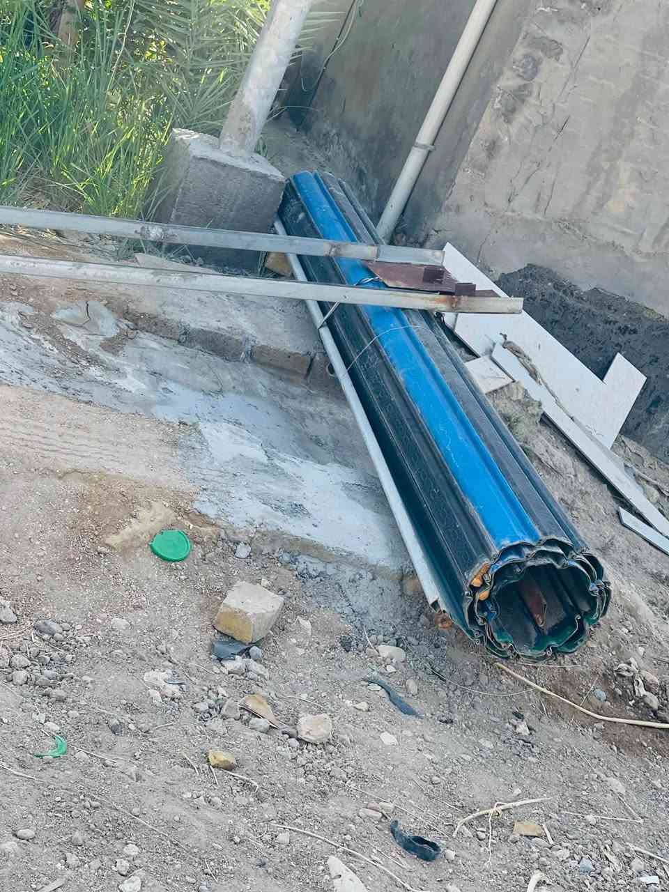 السلام عليكم كبنك للبيع رتفاعه2.50م
وعرضه3.30م مكاني بابل محاويل حي حصن جعفر  سعر300وبي مجال رقم***********
