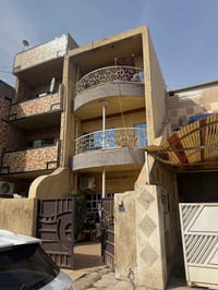 � للبيع – بيت 75 متر، ثلاث طوابق  📍 الموقع: الغدير – زقاق 27 واجهه 4.6...