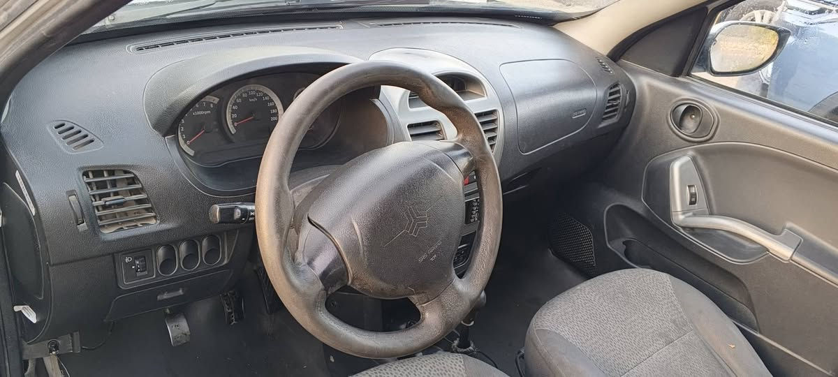 سلام عليكم ساينا بسمي موديل 2018 محرك بي خيط كير خير من الله سياره بدون صبغ بيه طخات خفيفه واضحه بل صوره كهربائيات كله شغال تخم تاير سياره حلوه سعر 45 بيه مجال للطيبين عنوان بغداد تصال ***********
