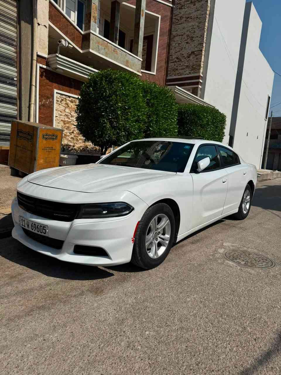 للبيع او الامراوس
السعر 195
للاستفسار 
***********
جارجر 2022 
Sxt بلاص 
فوول مواصفات 
فتحه سلايد 
كشنات جلد كهربائي 
تدفئه تبريد ب الكشنات 
تخم تاير جديد صدر جديد 
حادثها جامرلغ وبنيد والسونار مرفق ب المنشور

مكان السياره ديالى بعقوبة
