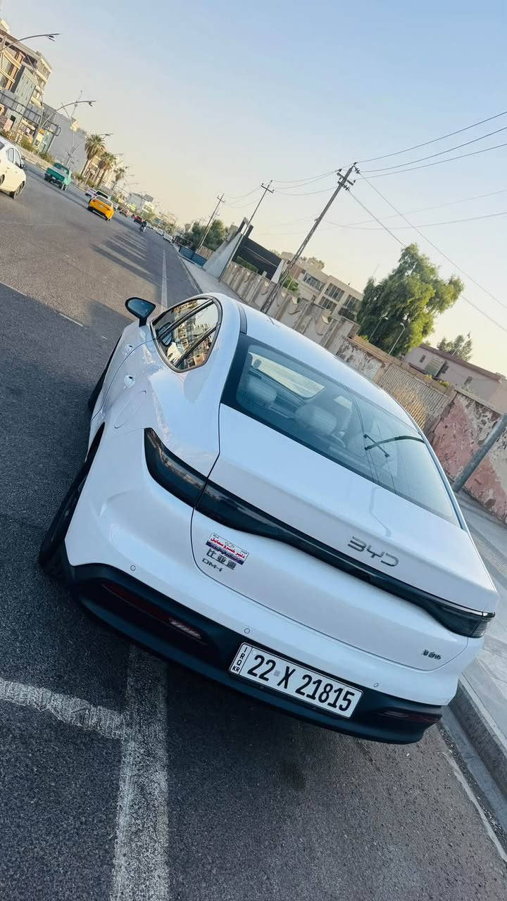 BYD 2025 السياره مرقمه وجاهزه ماشيه 20 الف فقط بيها فقط شخط بارد بالبونيد موضح بالصور وموجود الفحص ايضاً والباقي مكفول شراي خابر ‭***********‬ السعر 137 كركوك, العراق
