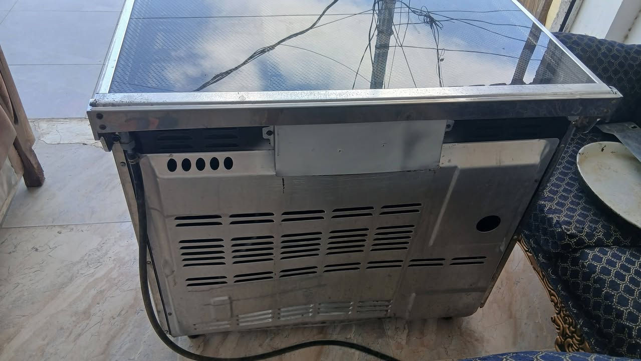 طباخ كريازي باب اول نضافه 100%100 
خابرني وتدلل ***********

