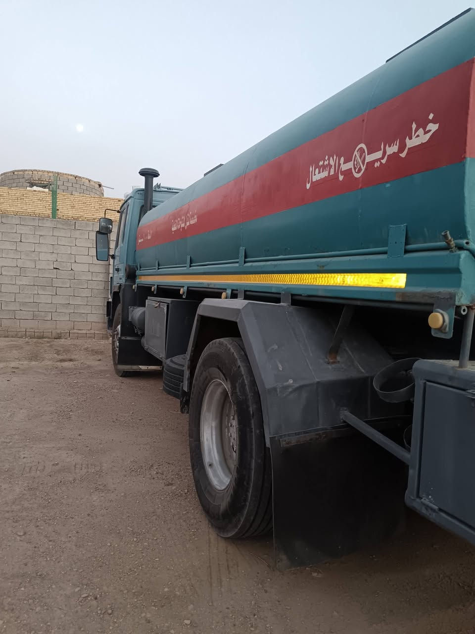 السلام عليكم سياره فالفو أف ٦ دنكر سنويه رقم بغداد باسمنه للبيع مكينه بلباكيت طخم تاير سياره مكفوله كفاله عامه عليه وكاله نفط باسمنه رقم الهاتف *********** المكان ذي قار الشطره
