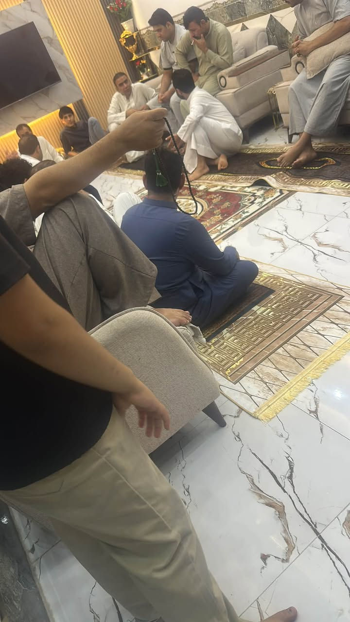 سلام عليكم شباب تليفون لبيت ١٤ بروه ماكس بدل شاشه وبطريه بس شاشه خت لوكاله لعلوان ميسان حي لمعلمين جديد رقم *********** سعر ٥٥٠

نص مكتوب في الصور:
- @hlol_11
