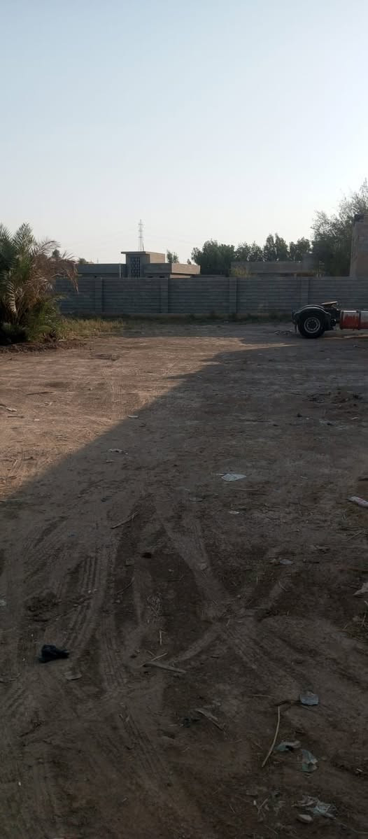 السلام عليكم 
قطعة للبيع

كوت حي الحكيم الاولى 

نزلة مدرسة الرميلة 

مساحة 350م

واجهة 10 ونزال 35

السعر 46

للاستفسار  ‏‪***********‬‏
