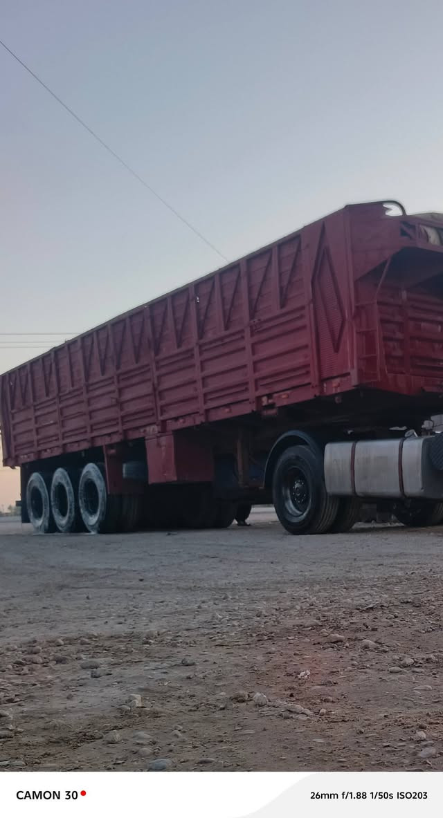 عربانه للبيع سكندريه ٣ دناكير شاصي مكفول تخم تاير ٢٤ دناكير ١٤ ألماني هوه جديد كهربائيات جدد جاهزه للعمل ***********
