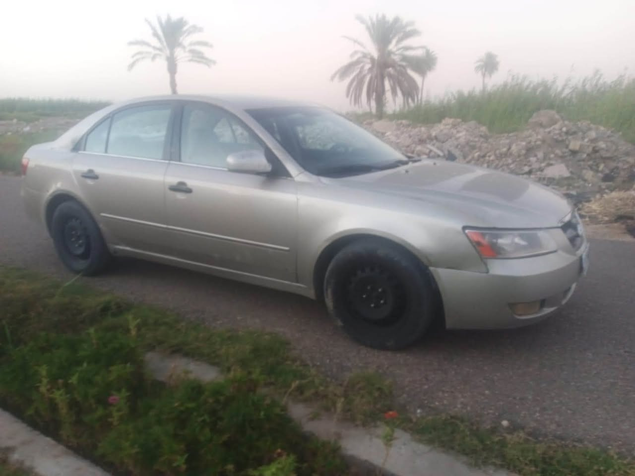 سوناتا موديل ٢٠٠٨ سياره محرك كير تبريد بشرط سياره ادوات مكان رمادي السعر ٣٨استفسار ***********

نص مكتوب في الصور:
- الأحد