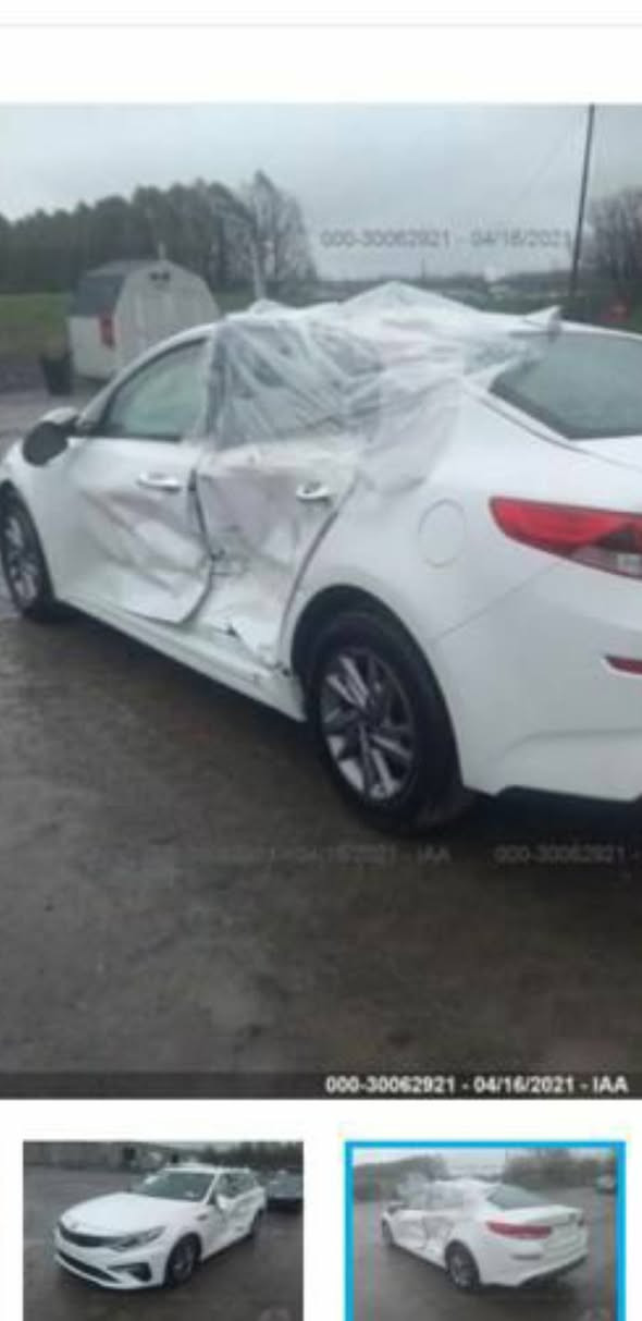 السلام عليكم
كيا او بتيما وارد امريكي رقم بغداد دولي حادث بابين فقط 
مواصفات FE سياره بسمي تحويل ثاني يوم العنوان البصرة 
ماشيه 94 سياره البجم كبس كلشي على البلاد
استخدام شخصي السعر 133 وبيها مجال قليل 
التواصل على الرقم ***********
