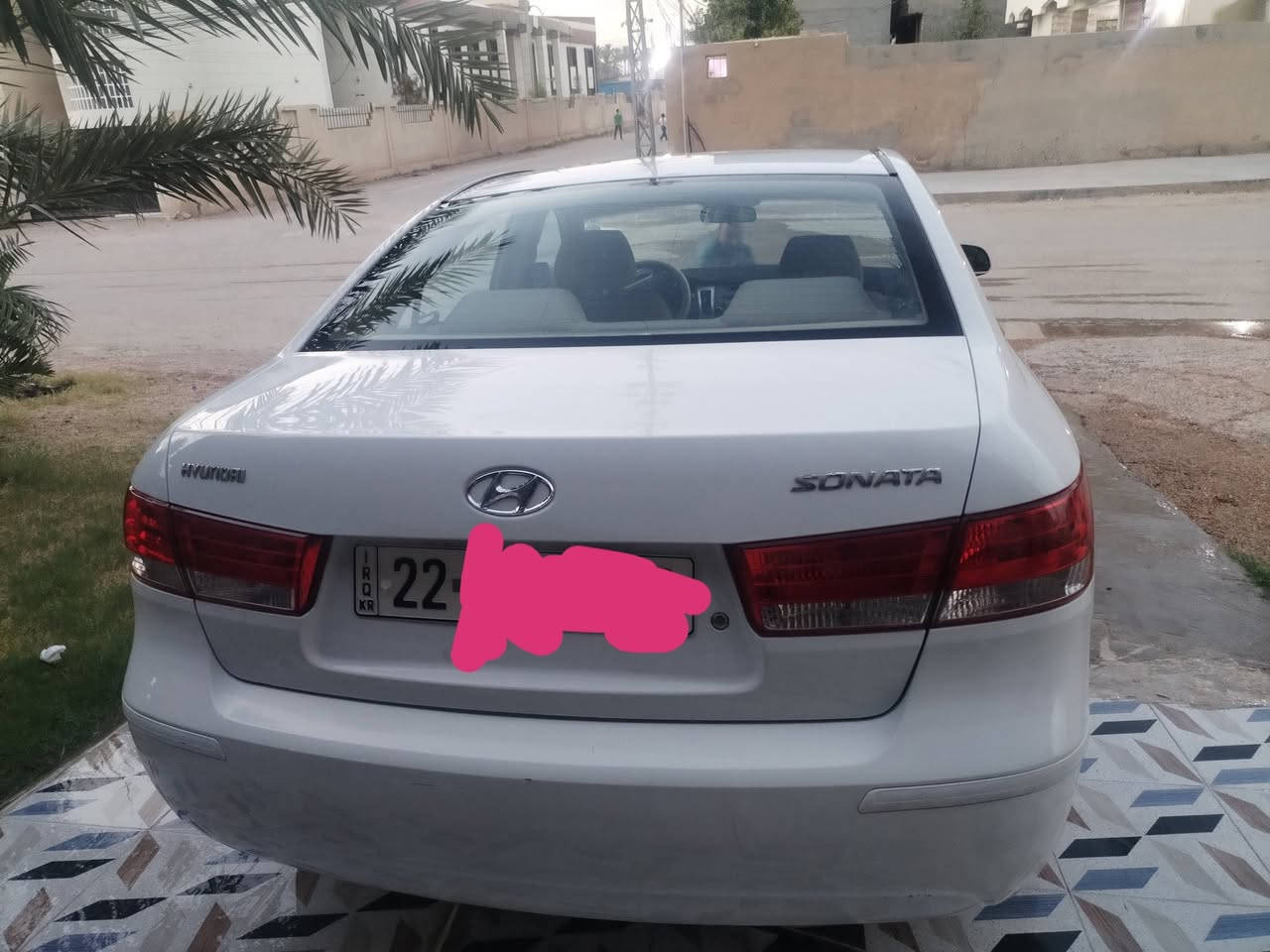 السلام عليكم
سوناتا للبيع موديل 2009 خليجي 

 السياره مكفوله كفاله عامه من الصبغ

 السياره  جديده بمعنى الكلمه وجاهزه من كلشي

 رقمه اربيل بأسمي

  محرك 2000

ماشيه ١٦٠ الف حقيقي

 تخم تاير جديد صدر امامي خلفي جديد

 تبريد ثلج موصفات معروفه

مكان السياره الانبار الفلوجه

 سعر السياره ١٣٥  ورقه وبيها مجال للشراي 

للاستفسار الاتصال على الرقم ***********

                                         ***********
