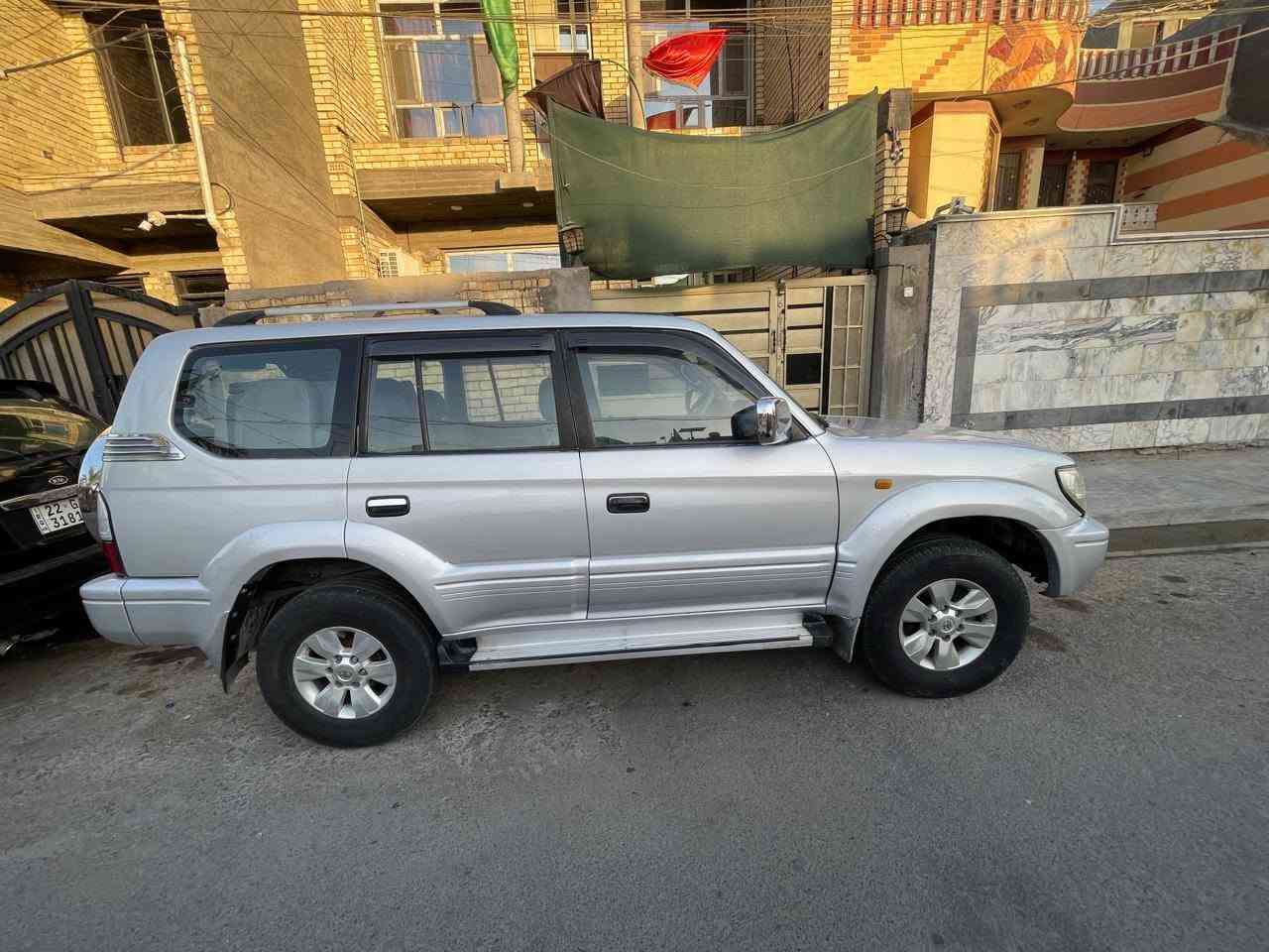 سلام عليكم برادو موديل ٩٩ رقم بغداد محرك كامل جديد صارله شهر مشدود كير نظيف سمكره وصبغ فرن وكهربائيات كامله فريز جديد تخم تاير شاشه صدر نظيف السعر ٧٠ الشراي يتصل *********** بغداد تحياتي
