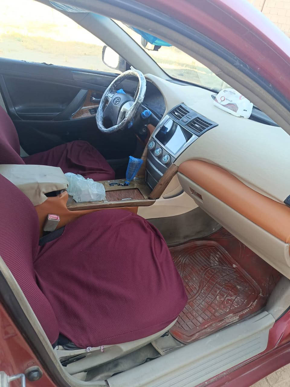 السلام عليكم كامري موديل2007  صبغ جماليه حزام بدون ضرر  كير ومحرك شرط  سنويه جديده السعر67  نقط  مكان السياره الشرقاط  ويرهم اقصاط مع الضمانات‏ رقم الهاتف‪***********‬‏
