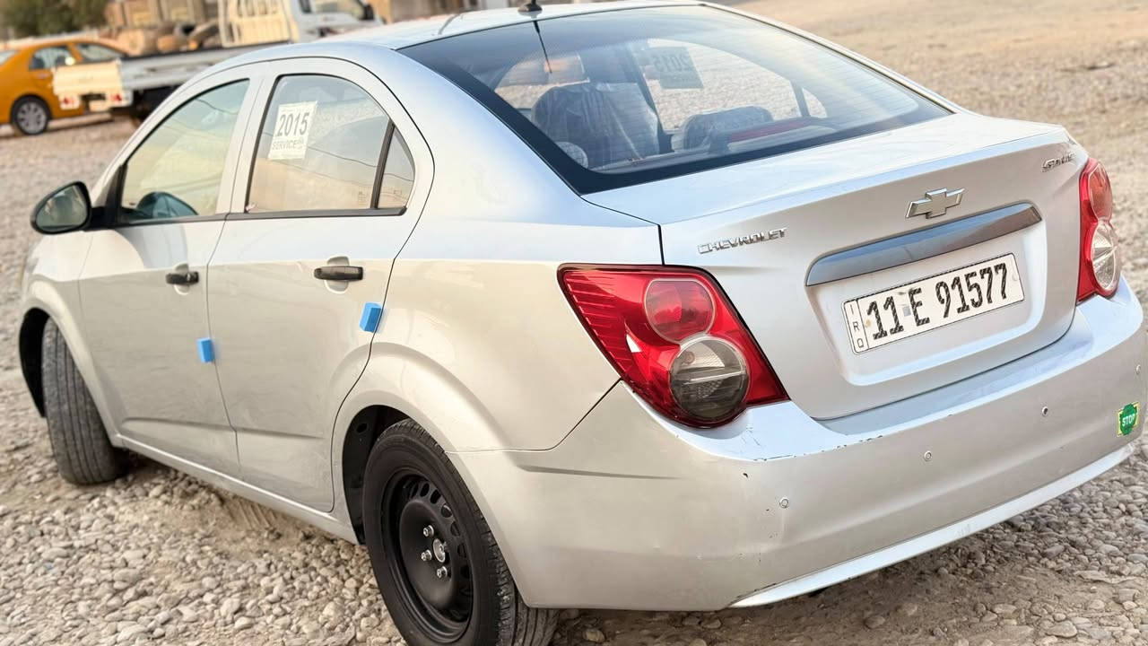 شوفر ليت خليجي 2013 كفاله عده بارد ب الباب السياره جديده جداد ماشيه 180 مكينه 1800 المرغوب ام الحساسين السعر 61 رقم الهاتف ***********
