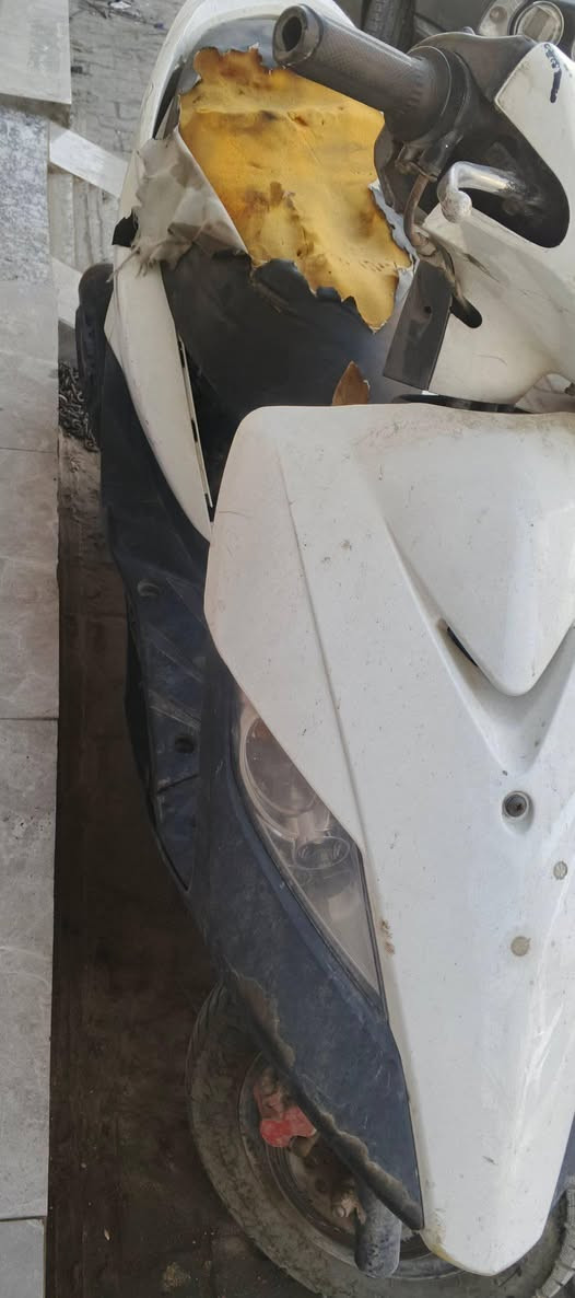 دراجة+سلف+هندر+تأيرات+وبطارية+جدد+كهربائيات+شغالة+كيج+بانزين+وقفل+جنطة+شغال+محرك+ممتاز+ب٤٥٠+وبيها+مجال+***********+بغداد+الحرية+الاولى بغداد, العراق
