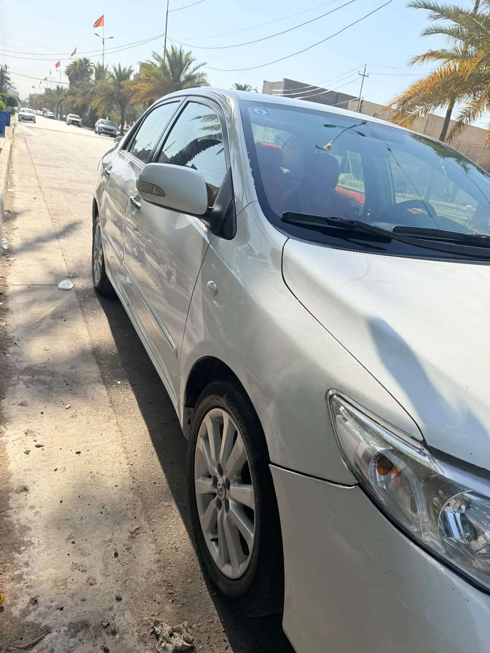 سلام عليكم للبيع كورلا ٢٠١٠ خليجي فول لون ابيضّ محرگ ١٨٠٠ مفتوح بس رواجز لا تبخير و لا تنقيص كير كفالة رقم بغداد انگليزي بأسمي هزة ما نافذة تنتهي ٢٠٢٧ / شهر ال ٤ دواخل لغود شواصي كفالة السيارة بيها الجاملغ اليسرة مبدل فقط و بيها كارتين علة كد شبر بالقمارة اني سويتهن و باقي السيارة كفالة سونار داخل المنشور مكاني بغداد السيدية سعر السيارة ١٠٥ ورقة 
رقم *********** بدون واتساب 
*********** بي واتساب
