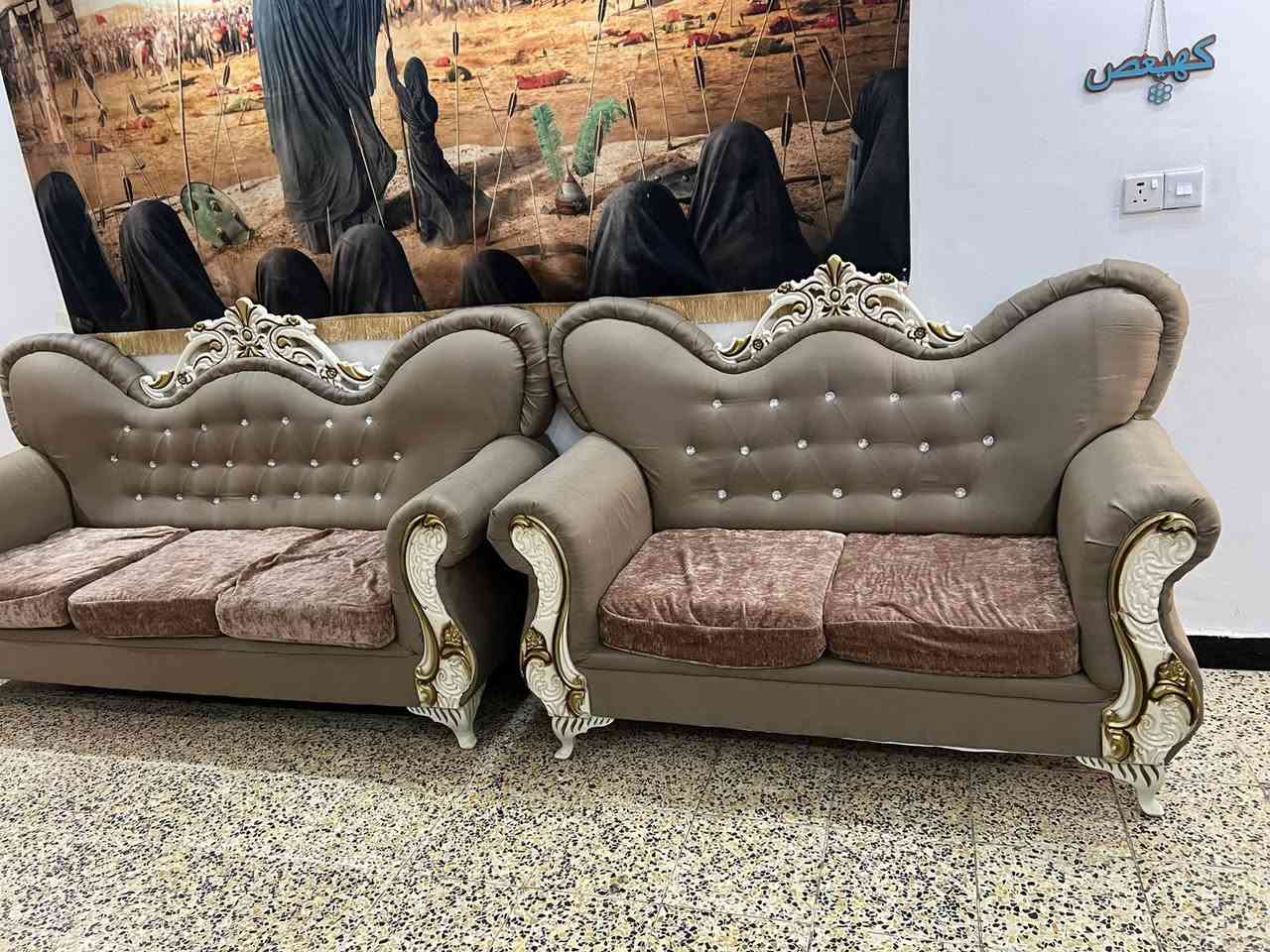 تخم للبيع تزكام نظيف السعر ٣٠٠ المكان الدوره ابو دشير شارع الضغط الاستفسار الاتصال ع هذا الرقم ***********
