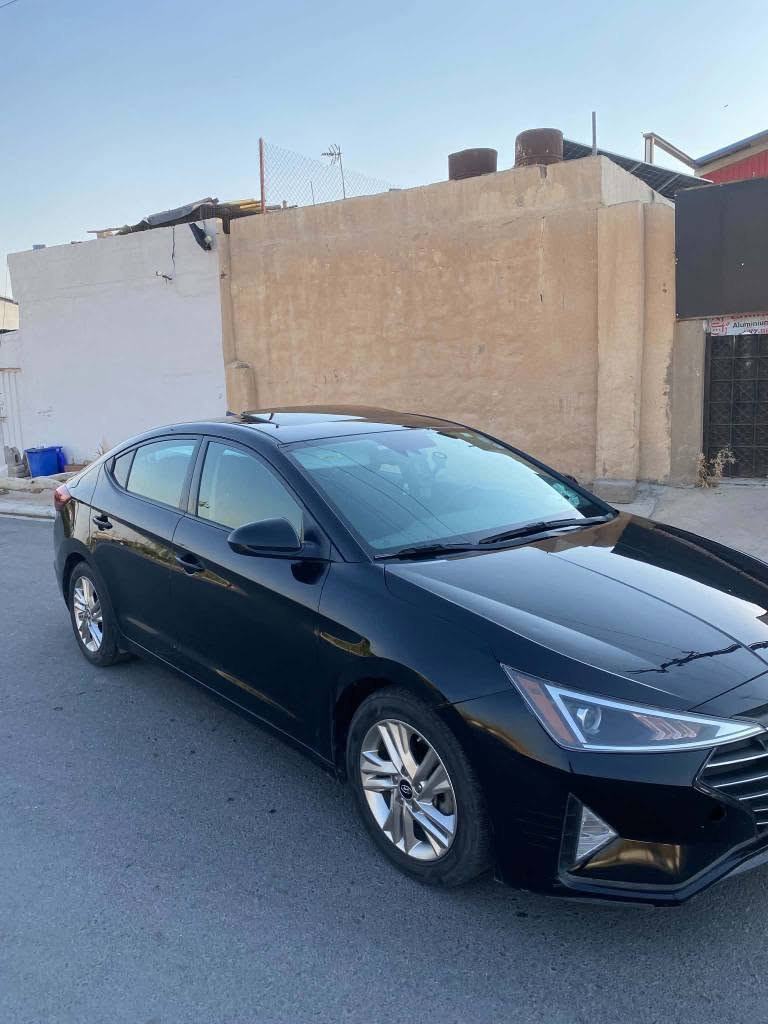 Hyundai Elantra 2020
دوسة شبر صبوغ جاملخ شبر صبوغ بدون داخل بدون ئیرباگ سعر 127 مجال قليل 
*********** أربيل, العراق
