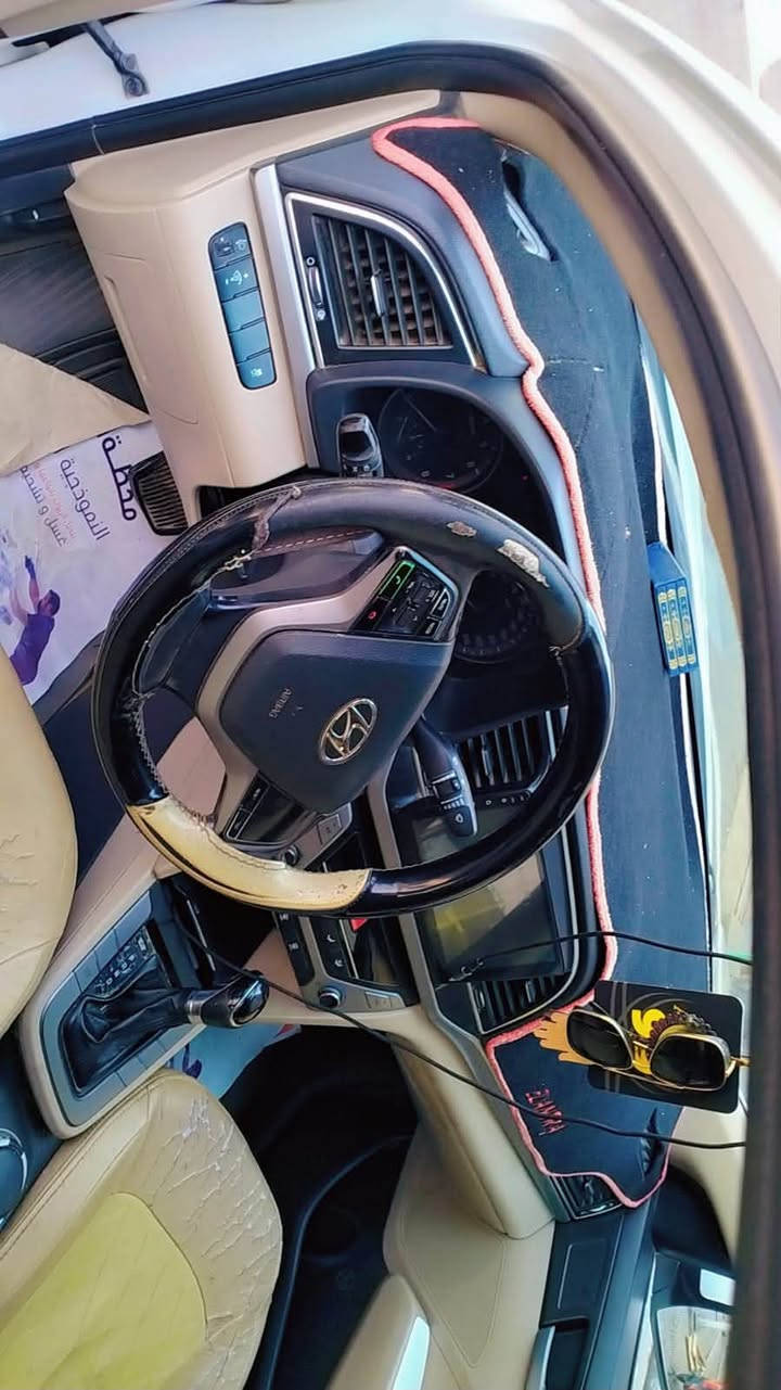 النترا 17 خليجي 
فقط  حالوب قليل 
الرقم الدولي اربيل وكاله وتحويل شتريد 
مكان السياره بصره كفاله صبغ وتبديل 
 السعر 123 وبيها مجال 

‭***********‬

