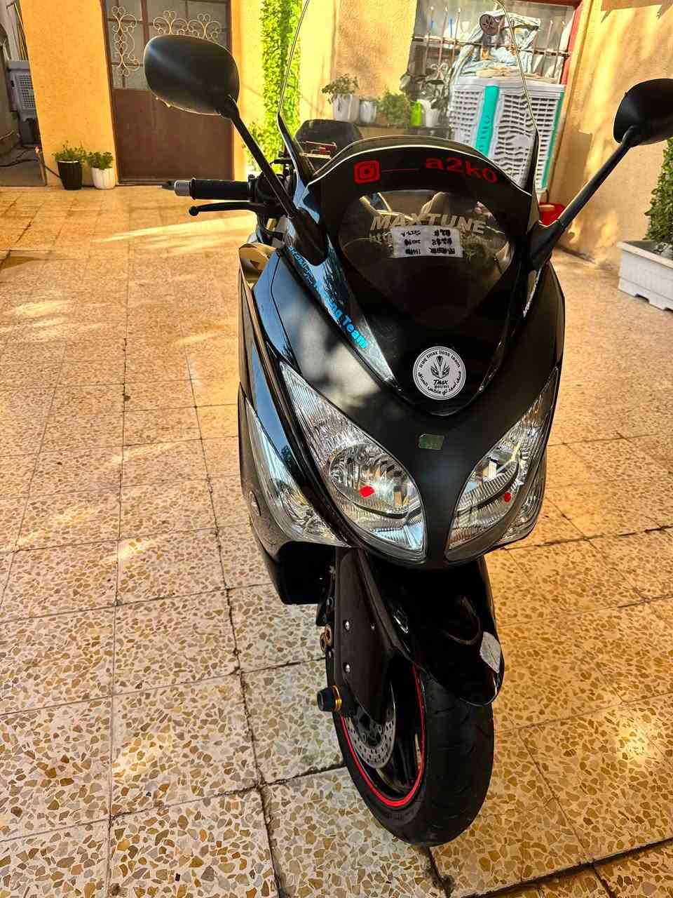 للبيع دراجه تخبل كلشي ما ناقصها سعر يخبل مكفوله كفاله عام ممشا ٥٠ الف اي ستفسار خاص او اتصل *********** عنواني صلاح الدين
