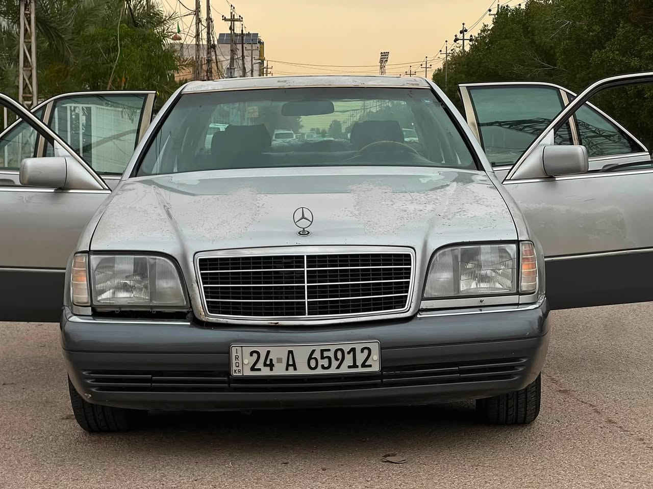 مارسيدس شبح موديل ١٩٩٦
كير ومحرك ففتي مكفولات 
رقم اربيل جديد تحويل او وكالة 
السعر ٤٥ وبيها مجال
مكانها نجف  
‏‭***********
