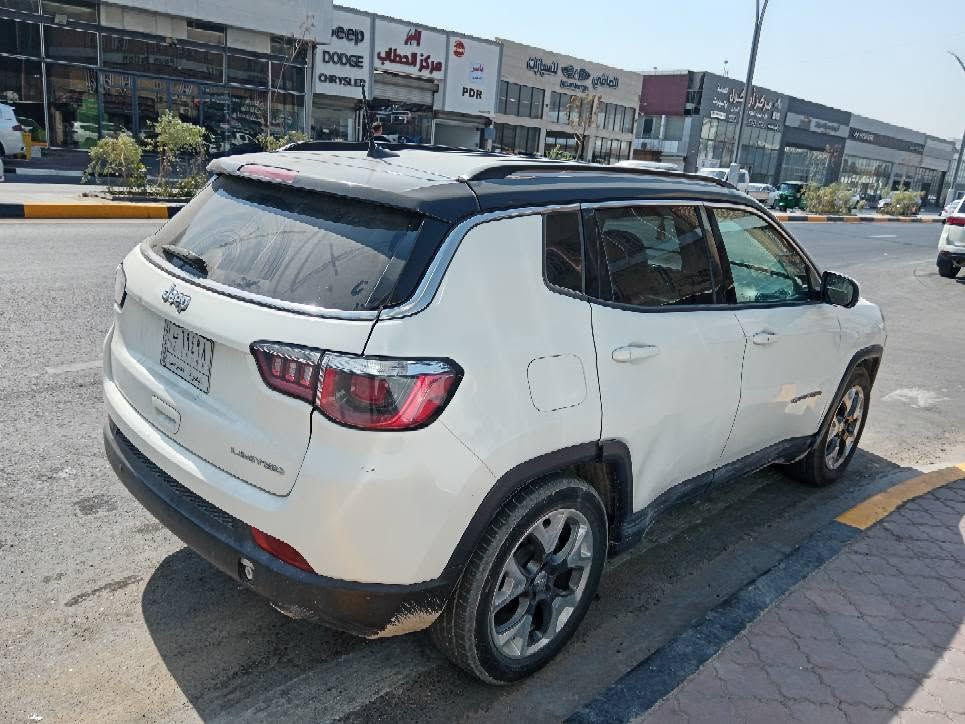 جيب كومباس 2020 تو كلر قماره أسود بلادي 

مكينه 2.4L ماشيه 65 الف گير مكينه حداديه جديدة  كشنات جلد وكهرباء  بصمه  ضرر بنيد صبغ فقط 
السعر 1***********84 البصرة, العراق
