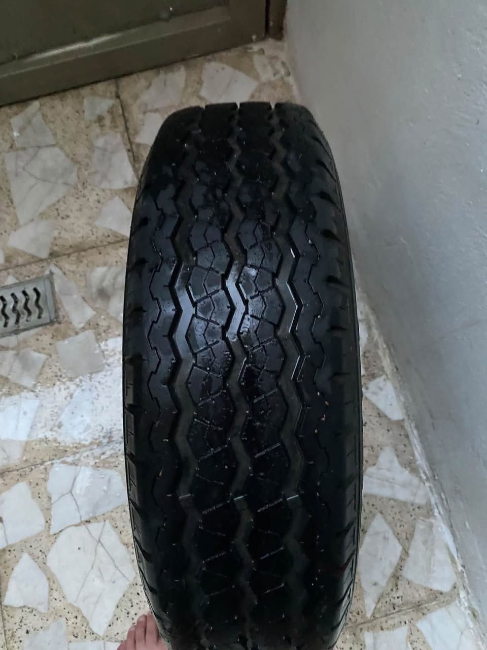 ٣ تايرات • ١٤ انش • نظيف