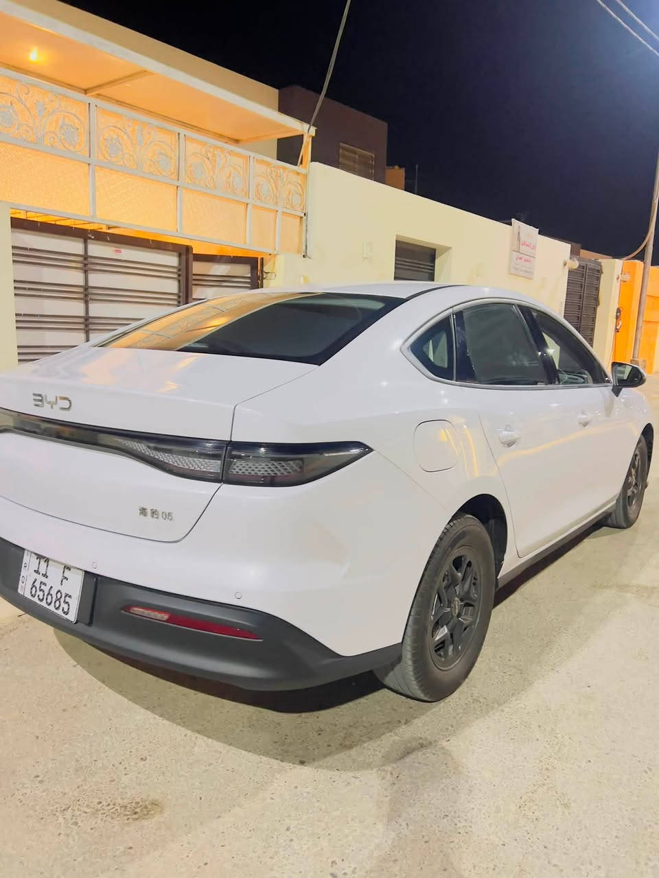 سيل 5
سعر 18و600
ماشيه 15الف 
مكاني نجف رقمي ***********
واتساب ***********
