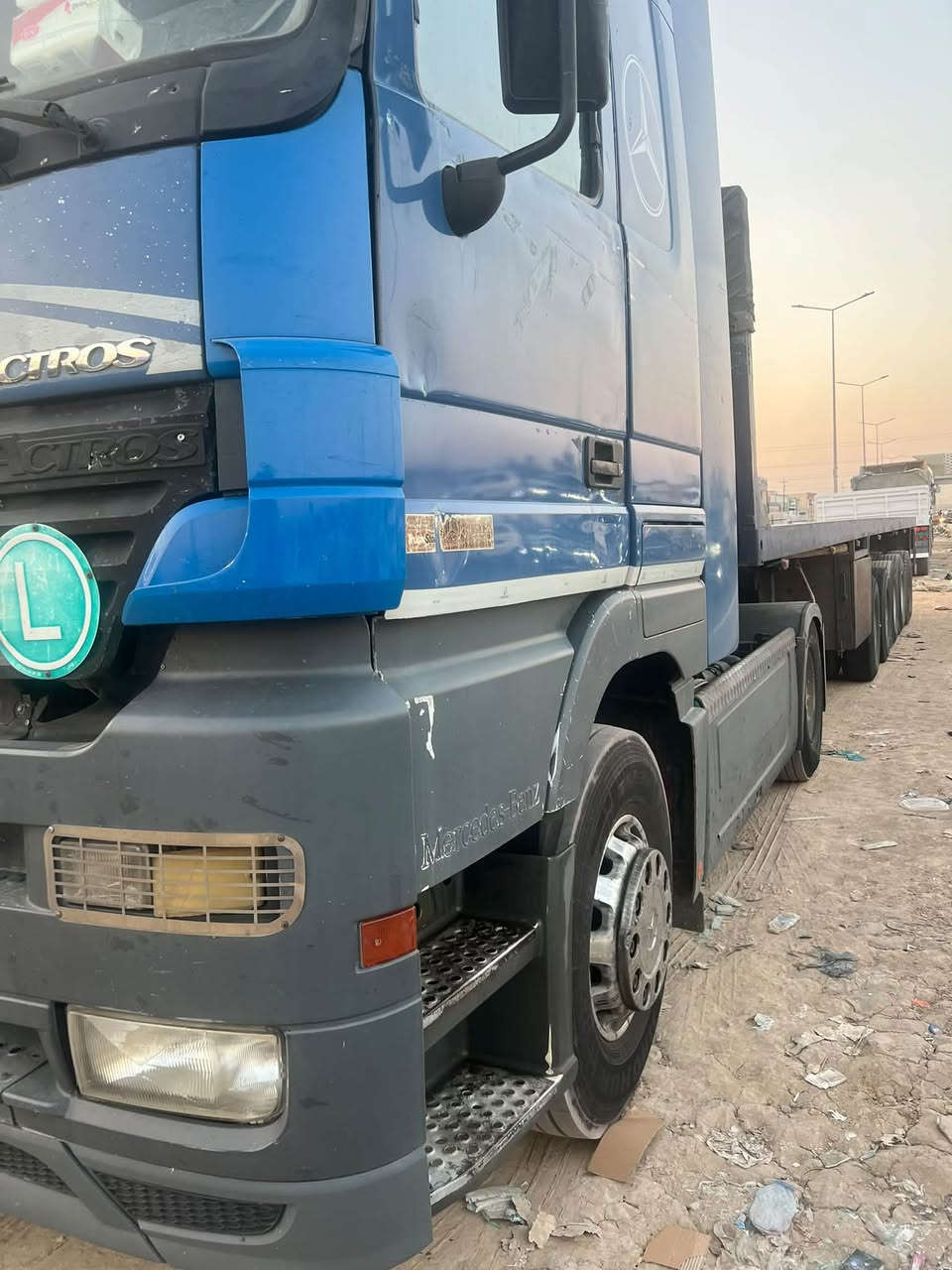السلام عليكم اكتروس موديل 2000رقم بغداد بسمي تحويل ثاني يوم مربوطه فلات جوانب متحركه كير محرك مكفول مكاني بغداد الشعب ***********
