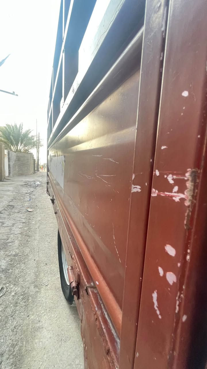 سلام عليكم ستوته امتي ار للبيع مكينه خير من الله بدون اوراق اتكفله السعر 800 وبيه مجال /*********** جماعت ٦٠٠ مابيع
