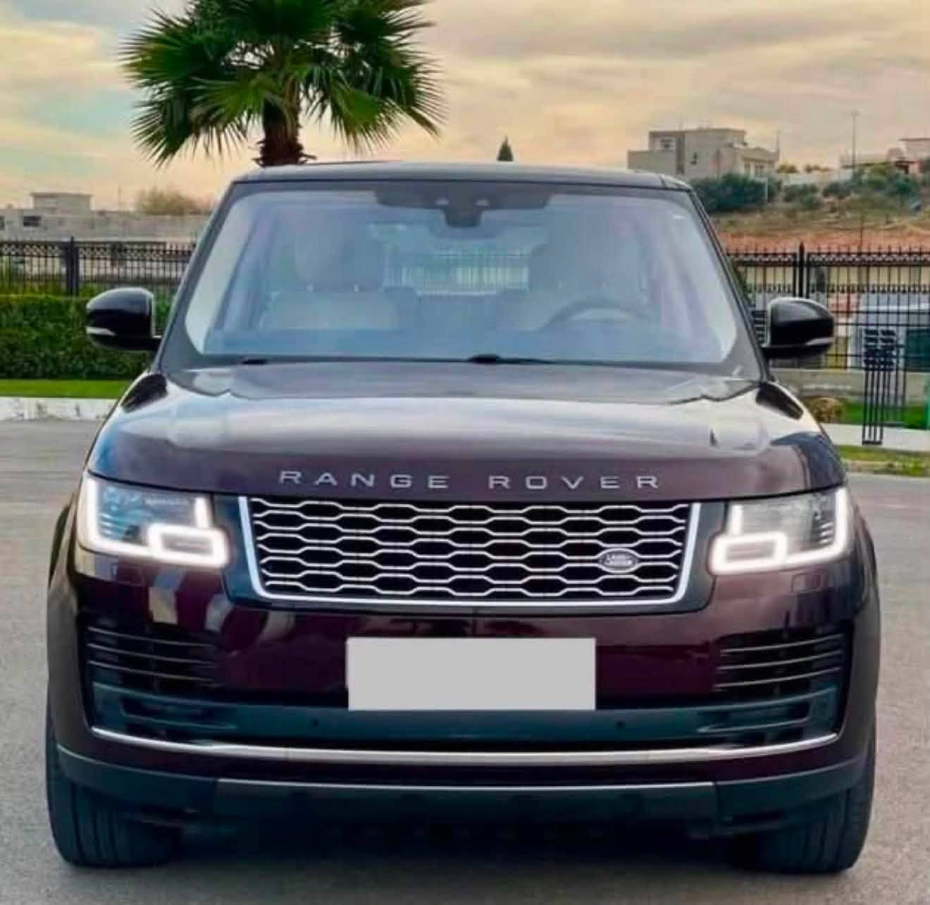 للبيع range rover فوگ موديل ٢٠١٩ -
السيارة وكالة سردار مواصفات hse 

مكفولة كفالة عامة من الضرر والصبغ والبارد 

ماشية ٩٦٠٠٠ كم / رقم اربيل  . 

السعر  ٣٨٥ ورقة وبيها مجال بسيط . 

محرك ٦ / سلندر سوبر چارج . 

مواصفاتها هواية مايحتاج اذكرها كلها . 

لون كرزي او عنابي - أبواب شفط - بانوراما - دوسات كهربائية - اربع أبواب بصمة - تدفئة مقاعد امامية - وضعيات تحكم بالمقاعد الأمامية هاي الرئيسيات مالي خلك اذكرهن كلهن . السيارة جديدة بدون اي نقص للجاد بالشراء يخابرني ويجي يشوفها ويقتنع بيها ويتدلل ، السنوية بأسم اخوية تحويل مباشر .

للتواصل المراسلة او الاتصال بالرقم *********** -
