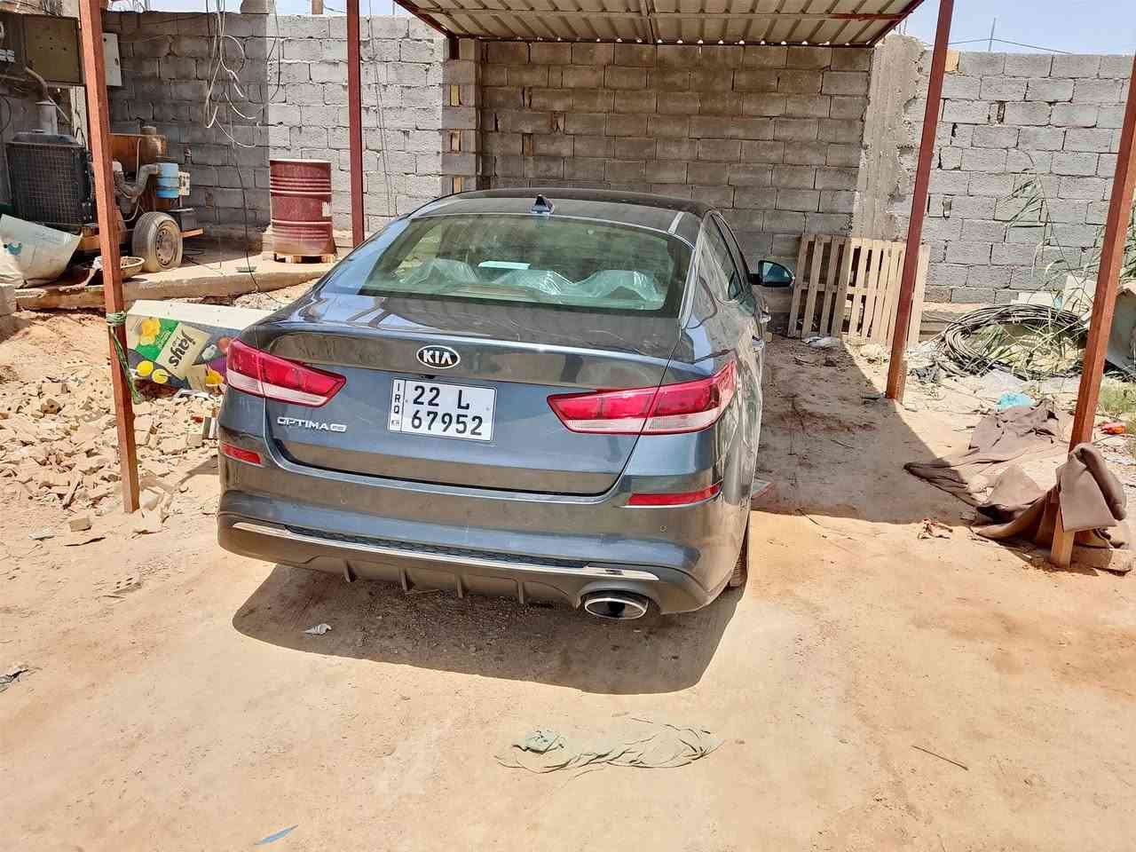 سلام عليكم  اوبتيما للبيع 2020
السياره نص فول 

صور الحادث مرفقة بالمنشور 

السعر 150ورقة 

مكانها كربلاء 

***********

