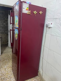 ثلاجه ٢٠٠ 07718071952