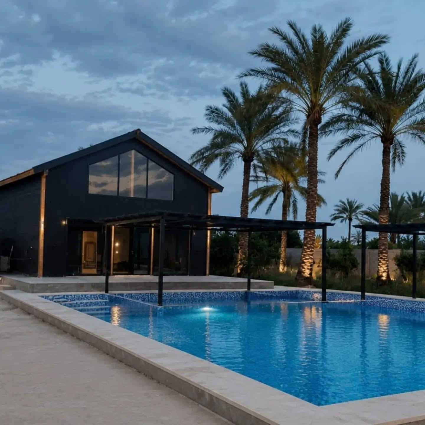 ✨ متوفر حجز يوم الخميس مسائي 
ويوم الجمعة نهاري في منتجع أتلانتس رويال 🌿🏖️
احجزوا الآن واستمتعوا بيوم مميز 🤎
📞 للحجز: ***********
