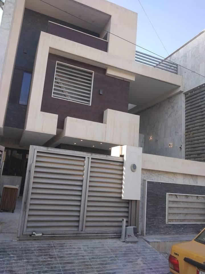 كهربائي درجه اولى  متفرغ  
  تأسيس كهرباء للدور والمباني 🏠🏢
نعمل بنضام البوري والسيمنز 🔌
نعمل جميع بوردات السيطره 

تأسيس كامرات 📷
تأسيس منضومة ستلايت 📡
تأسيس منضومة النت 💻
اسعار مناسبة 💸
العمل في بغداد وضواحيها 
للتواصل ***********،،،،،،،
