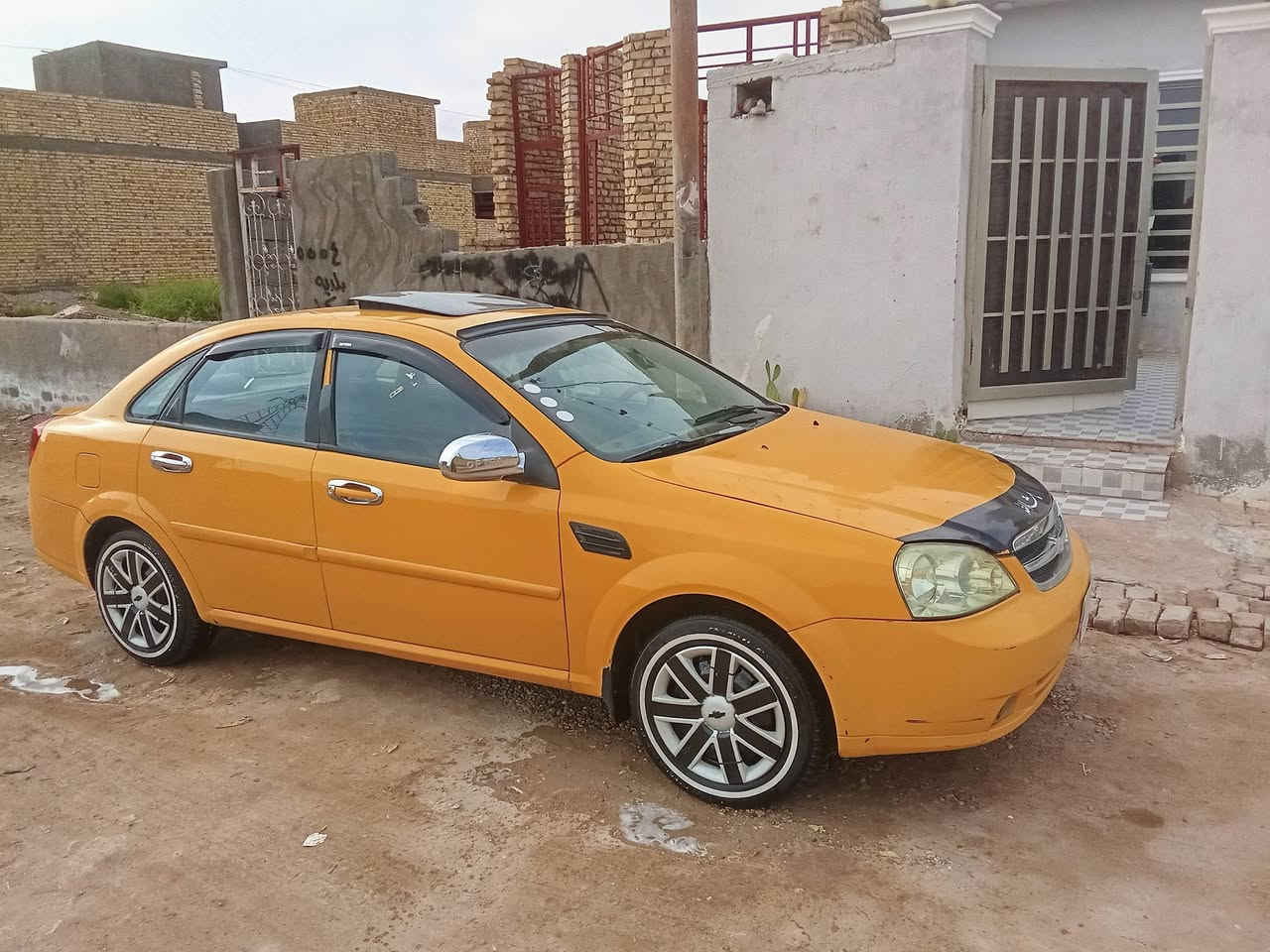 اوبترا • ٢٠١١ • بيع مستعجل