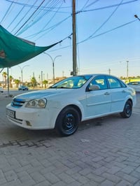 أوبترا ٢٠١١ • بدون دهان • اطارات جديدة