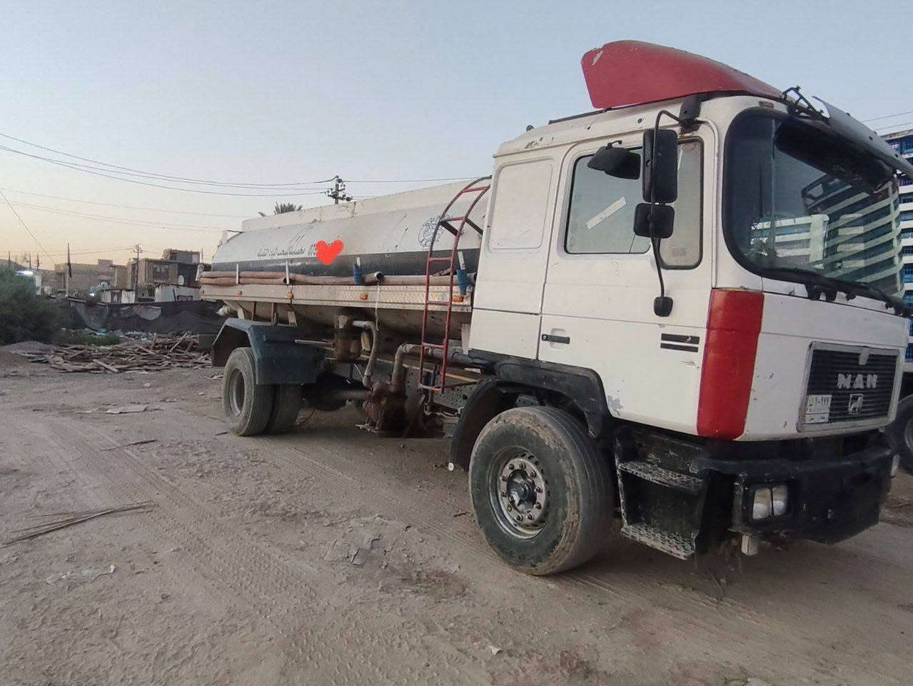 سياره مان موديل 95 رقم بغداد الاماني تحويل مباشر
مكينه وكير جدد مكفولات 
مخصصه حالين لسحب مياه ثقيله 
سياره تخم تاير جاهزه 
مكان بابل 
السعر ب 120وبي مجال 

‏ ‏‏‪***********‬‏

