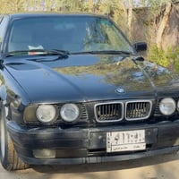 بي إم دبليو 525 • موديل ١٩٩١ • رقم بغداد