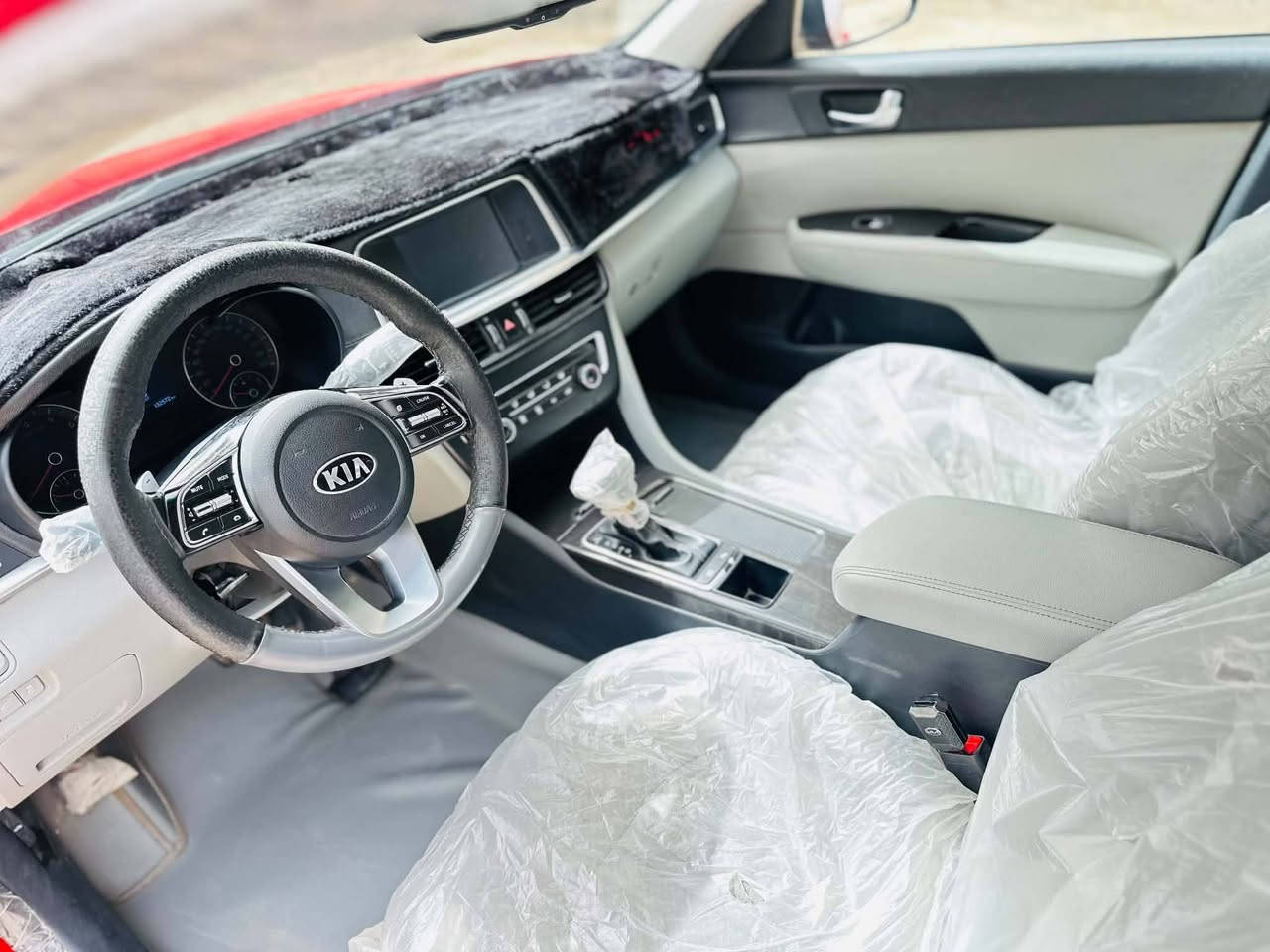 السلام عليكم
اوبتيما موديل 20 خليجي كفاله عامه فول كل المواصفات بيها وجاهزه مكينه كير حداديه برغي ما مفتوح بيها
مكان الديوانية رايدها ب183 الشراي يتصل ع رقم***********

نص مكتوب في الصور:
- ١٢:٥٣ م