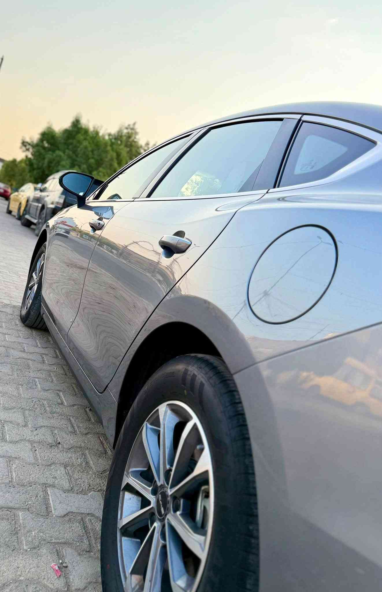 للبيع بي واي دي دستروير 2025 لون مميز سياره كفاله عامه لاصبغ لاتبديل لابارد على وضع الشركه ممشى 24 الف الكلي السياره مبرمجه ومعربهه ب150 الف ( كهرباء هايبرد بانزين )
مواصفات 
داخل ابيض رياضي جلد 
شاشة كبيره قلاب تحكمات دبل مقود مثبت سرعه 
تبريد قطعتين 
هند بريك دكمه واتو هولد  
بصمه تشغيل وبصمه ابواب 2 
3 انضمة قياده 
السعر والتفاصيل اتصل عالرقم عنواني بغداد 
***********
***********
