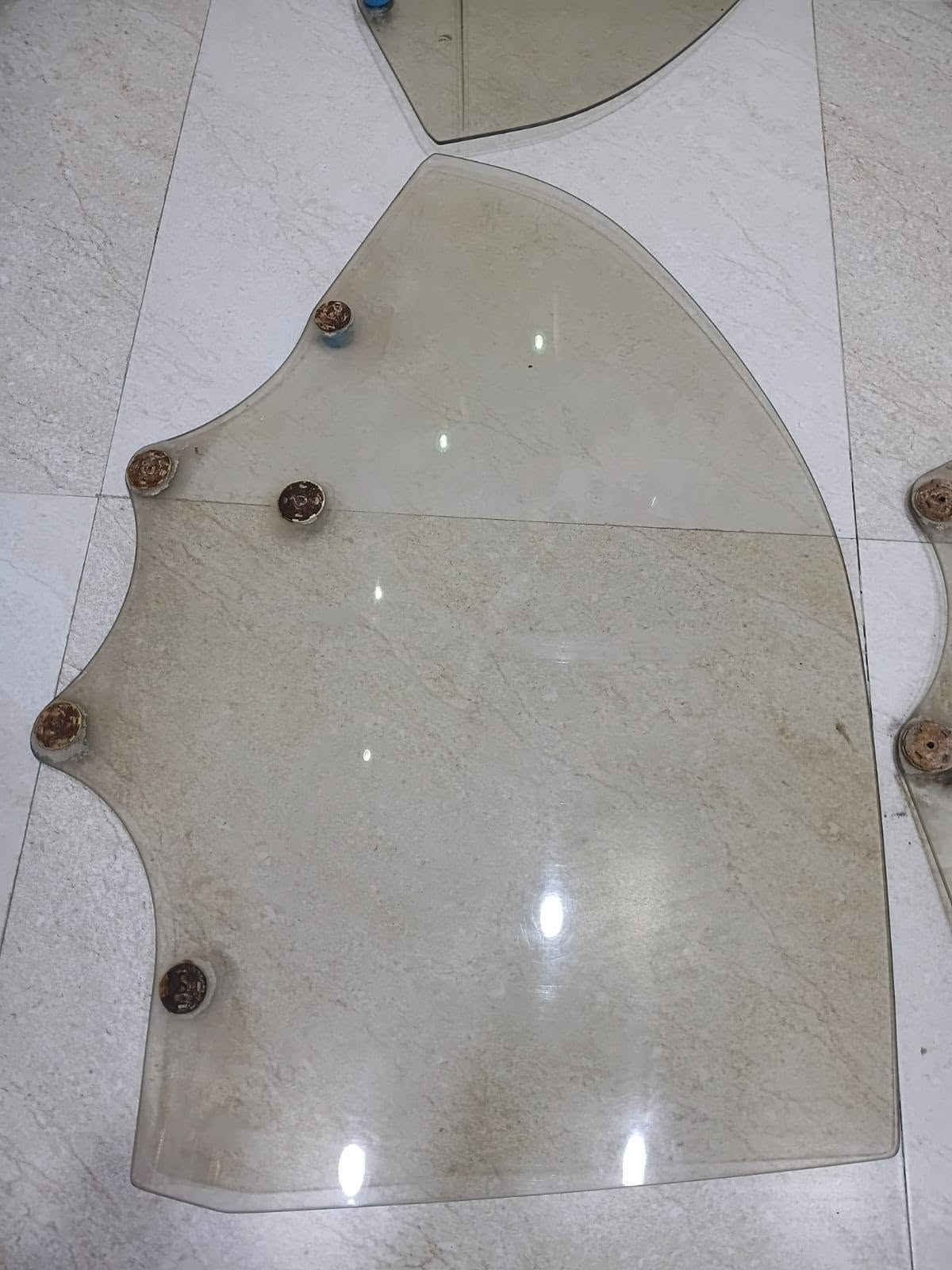 سلام عليكم جام بطه مستعمل امامي وخلفي بحالة جيدة السعر 35 عنواني بصرة جزيرة 
هاتف ***********
