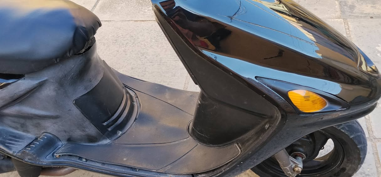 فراشة للبيع
دراجة نضيفه وجاهزة
مسويلهة ادامه كامله من كلشي
مكانها الديوانيه  📞 ***********
