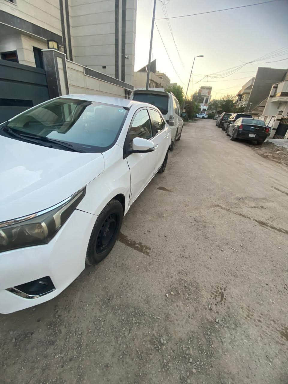 السلام عليكم كورلا 2015 خليجية الشركة العامة للسيارات رقم بغداد للبيع  الاستفسار ***********
