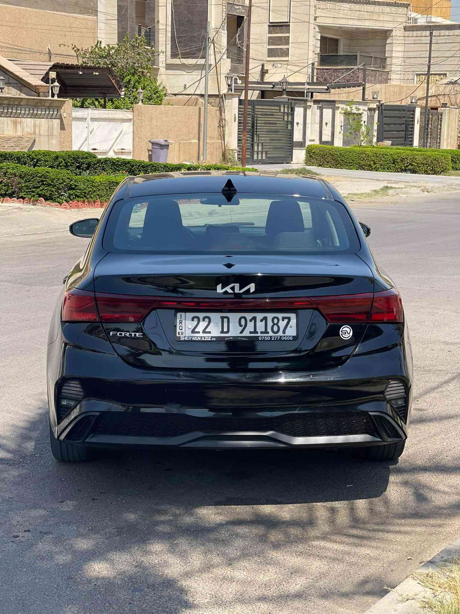 السلام عليكم كيا فورتي موديل 2023
وارد امريكي ماشيه 89الف كيلو متر مو ميل حادث بنيد فقط صور الحادث مرفقه ويه الصور وسونار هم السياره مكفوله من شاصي ولغد جديده بمعنه الكلمه 
الموصفات رادار جانبي كامره دواره اشاير بلمري تحكم ستيرن جهتين 
بدون حتى بارد كير محرك تخم تاير صدر تبريد كله جديد تحويل شوكت ميعجبك هزه وسنويه ورقم جديد مكان سياره بغداد البياع السعر ب 128 بيه مجال بسيط وحك الجيه ***********/***********
