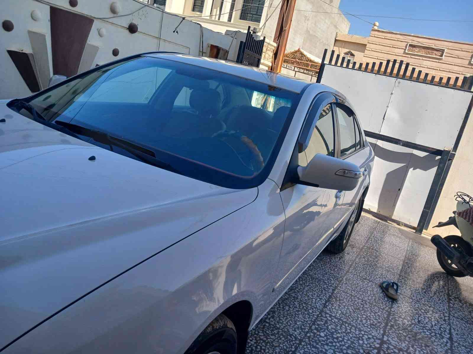 سيارة سوناتا 2011
سيارة كلين من الدعاميه ل دعاميه 
سيارة فول حساس كلشي بيها شغال 
ترايك للبصرة 
وارد خليجي محركها 2000
اتصل ونتفاهم :***********
