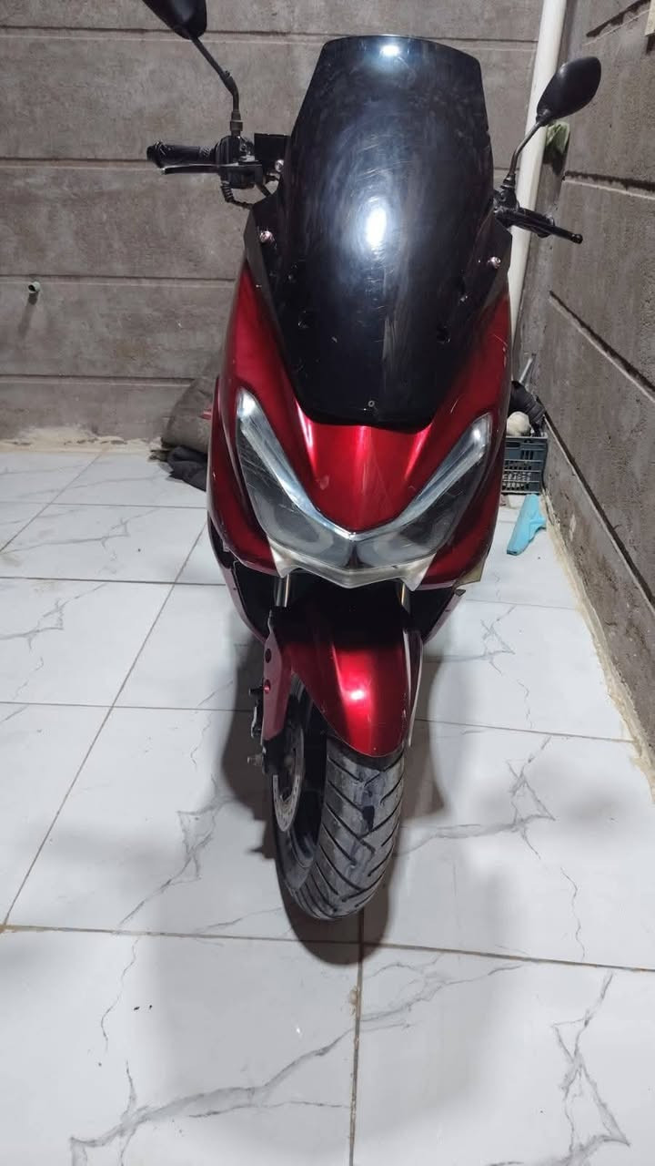 سكنس فحل شمعه المرغوب
محرك ياباني نضيفه مثل ما موضح بالصور نكره سلف

 كهربائيات كلها شغاله لايت اشاير هورن

دراجه مفوله

مكاني كربلاء الحر 

السعر 300

***********

***********

