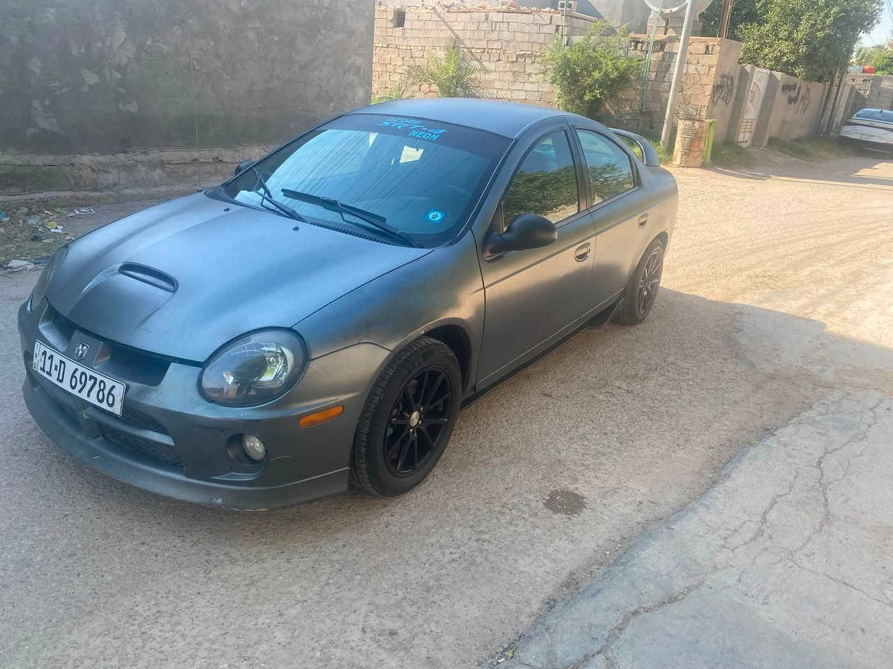يالله سلام عليكم دوج نيون للبيع 2003 لون فيلي طافي محرك 2400 تيربو سياره رياضيه كير عادي السعر 50 وبي مجال ***********
