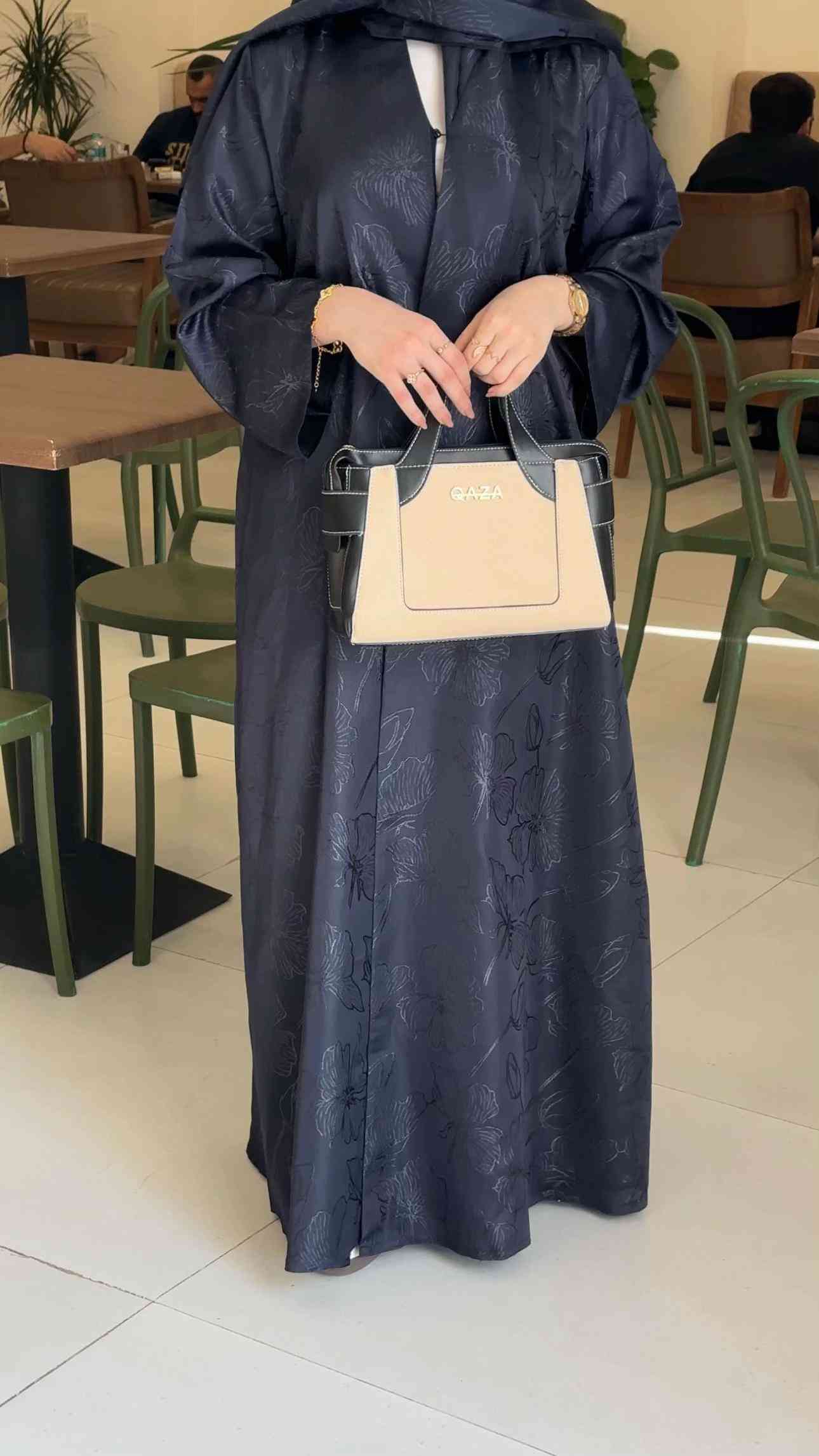 للحجز واتساب *********** #رفل_للعبايات 
