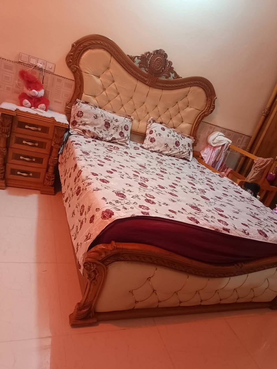 غرفة نجارة صاج جديدة في شهربان خشب زان ***********
